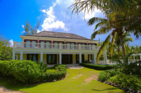 Alfred House and Cottage by Eleuthera Vacation Rentals